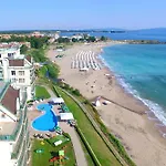 Alexander Complex Apartament
