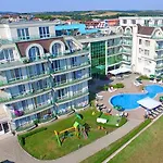 Alexander Complex * Łozenec