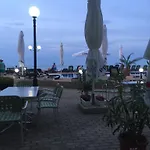 Alexander Complex شقة لوزينيتس