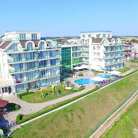 Alexander Complex * Łozenec